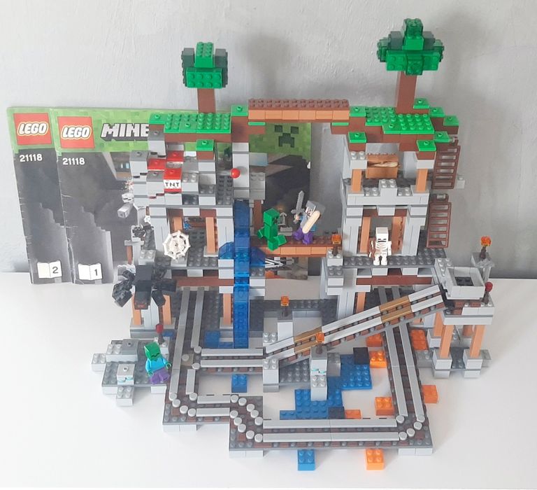 Klocki Lego Minecraft 21118 - The mine