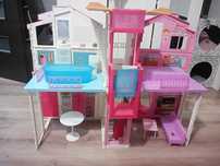 Domek Barbie jak nowy