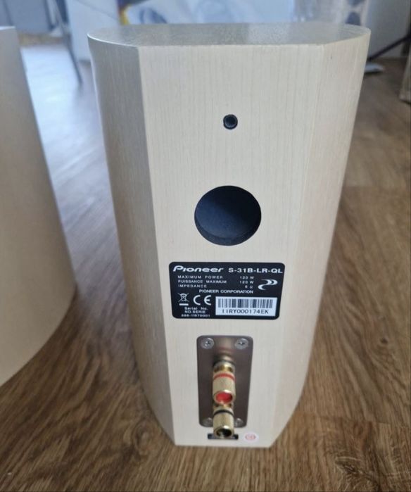 Pioneer S-31C, S-31B. 3.0