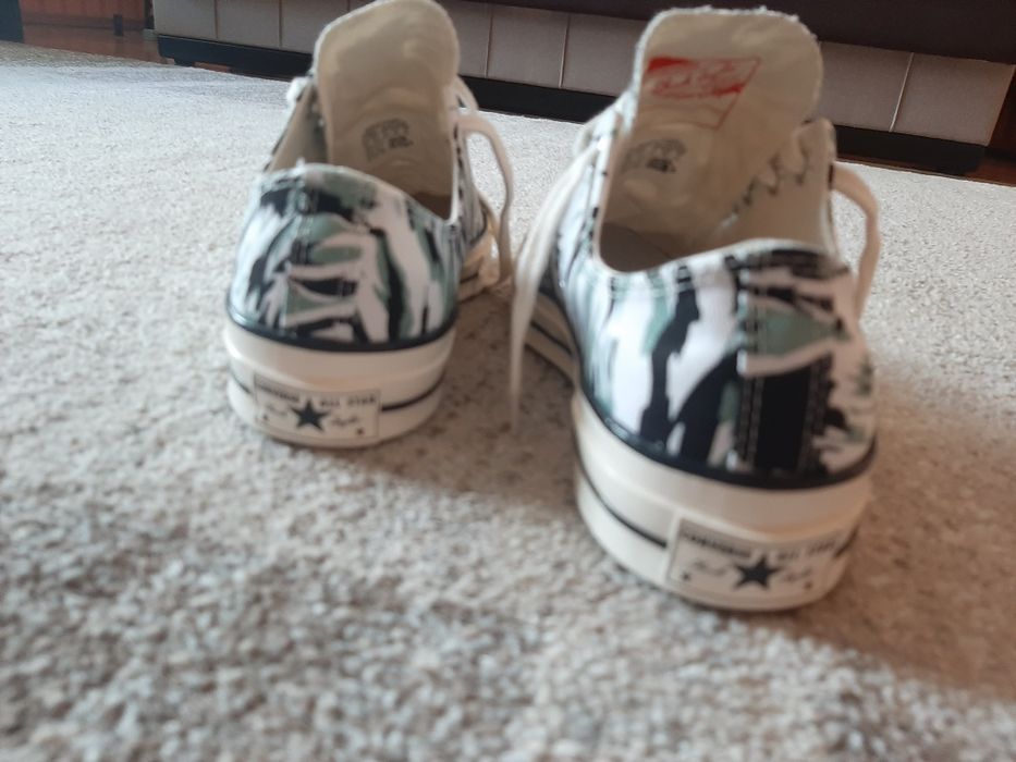 Кеди Carhartt Converse( oригінал)42розміруUK8,5)