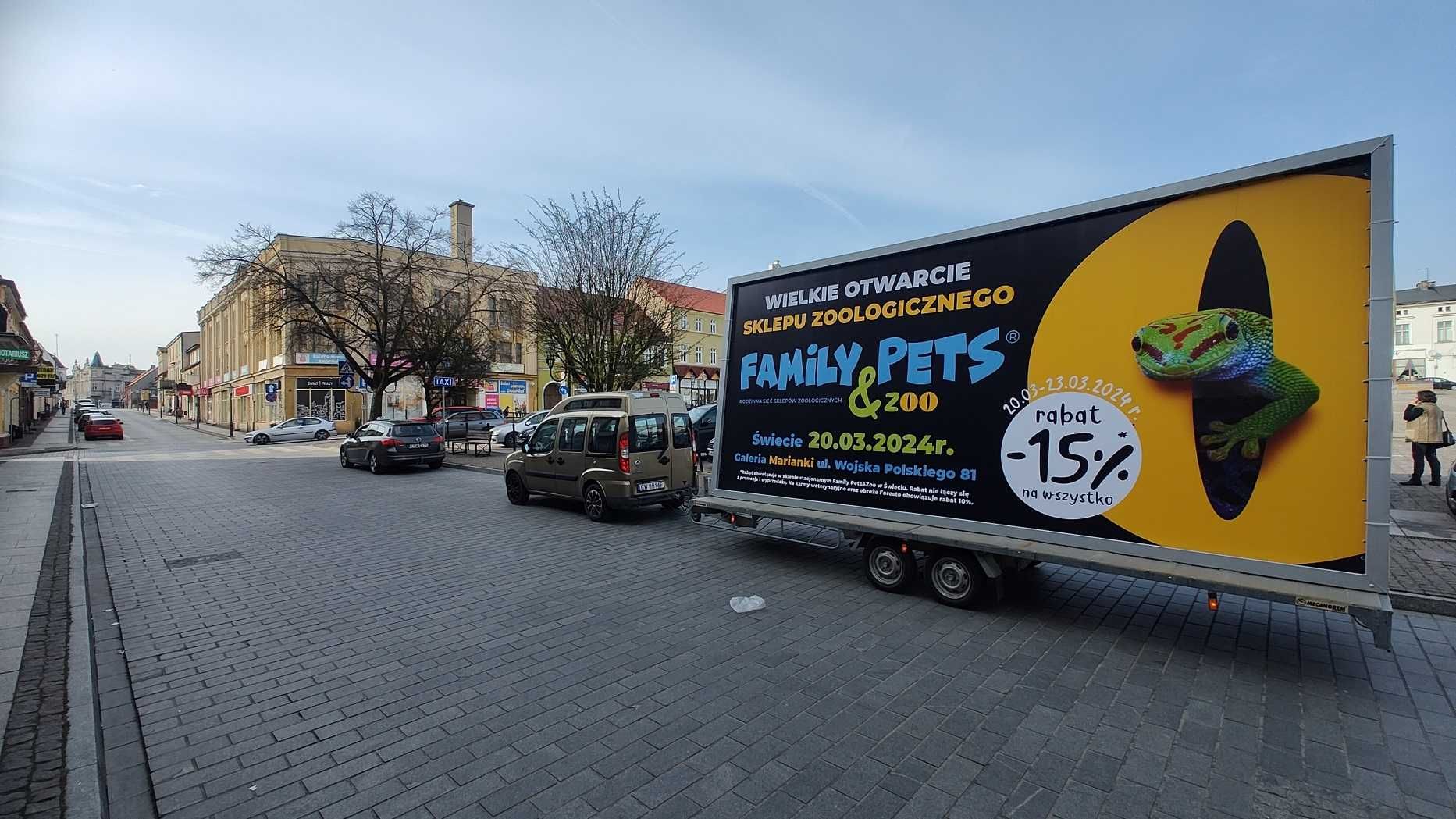 reklama mobilna stacjonarna billboard przyczepa reklamowa baner