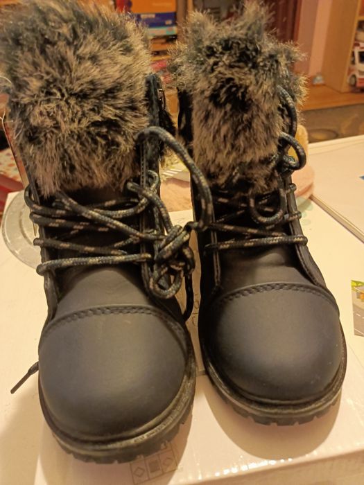 Buty zimowe dla dziewczynki