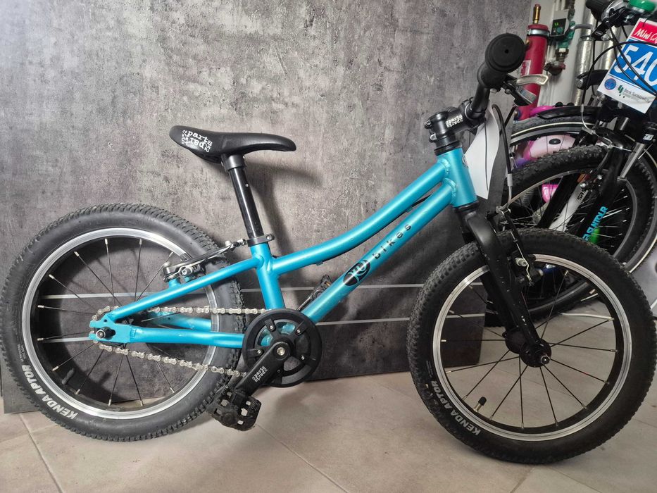 Rower dziecięcy KUbikes 16 , stan bardzo dobry, ultra lekki rowerek