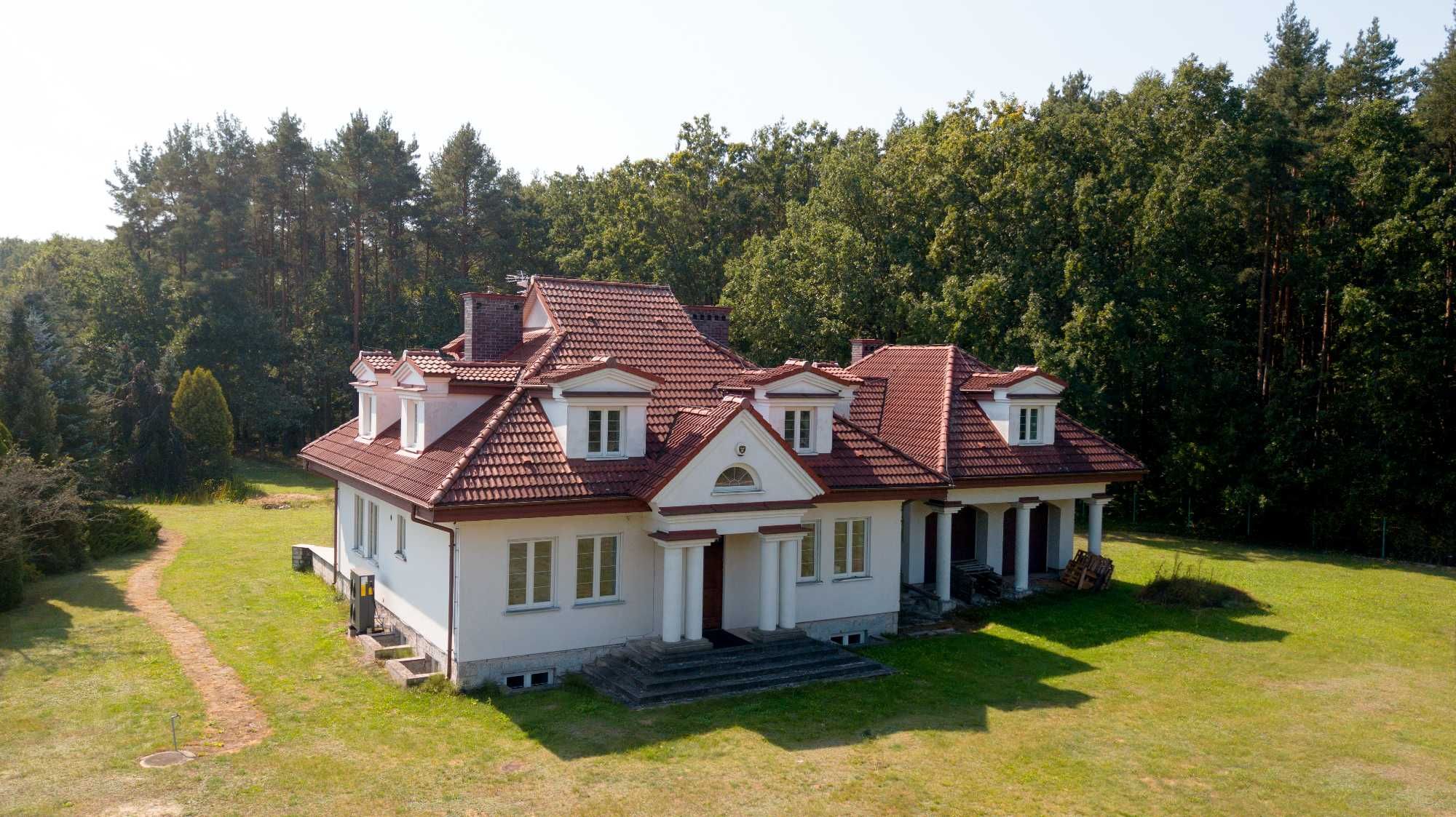 Wynajem Dom | Serock | 6 pokoi | 4 łazienki | 430m2 |