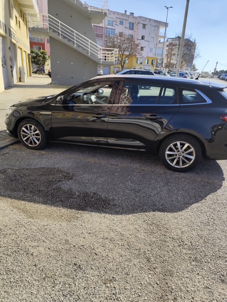 Renault Megane 4 GrandTour Intens