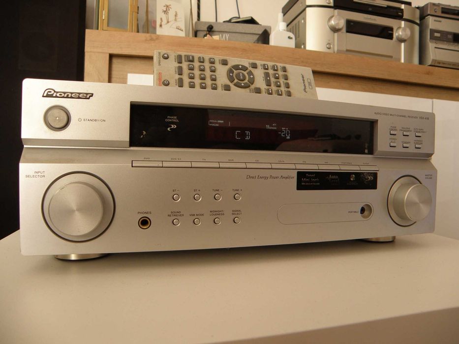 Amplituner AV Pioneer
VSX-418