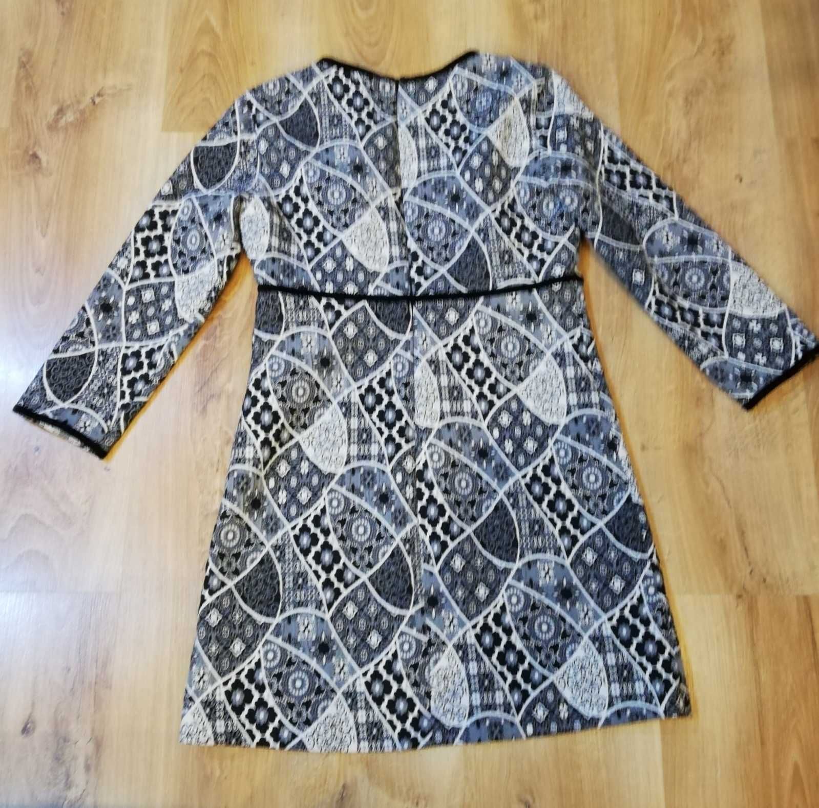 Sukienka firmy ZARA rozmiar 38