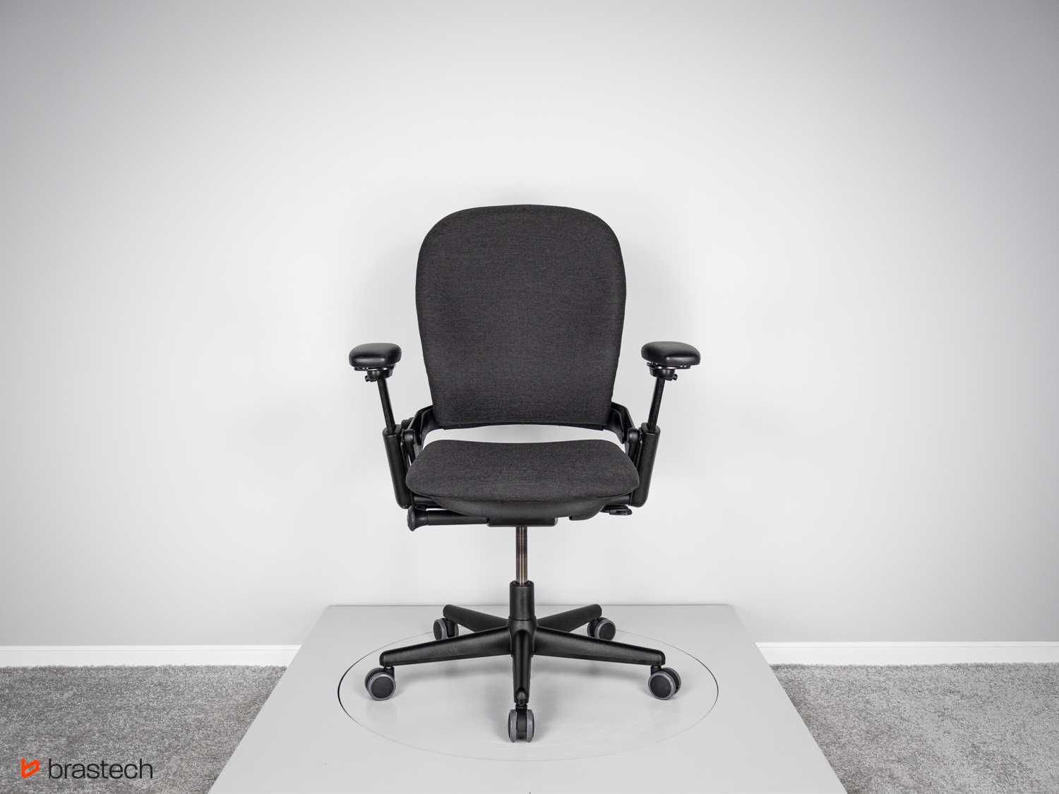 Fotel biurowy Steelcase Leap V1