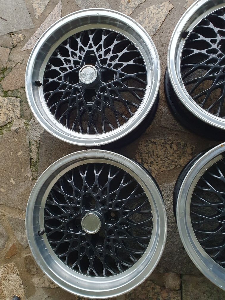 4 jantes ETA BETA LUCY 15"/8J com furação 4x100 mesh