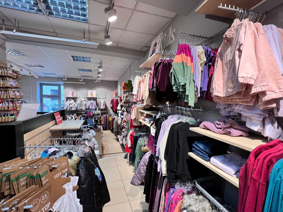 Wynajmę Lokal użytkowy/handlowy przy ul. Piastowskiej 25 w Prudniku