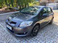 Toyota Auris 1,6 VVTi benz. bezwypadkowy, klimatyzacja, grzane fotele,