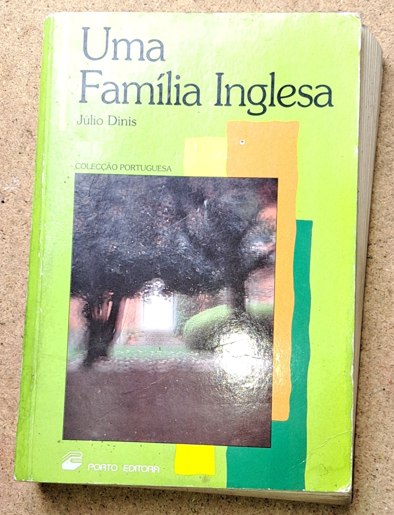Livros Frei Luis de Sousa + Uma Família Inglesa