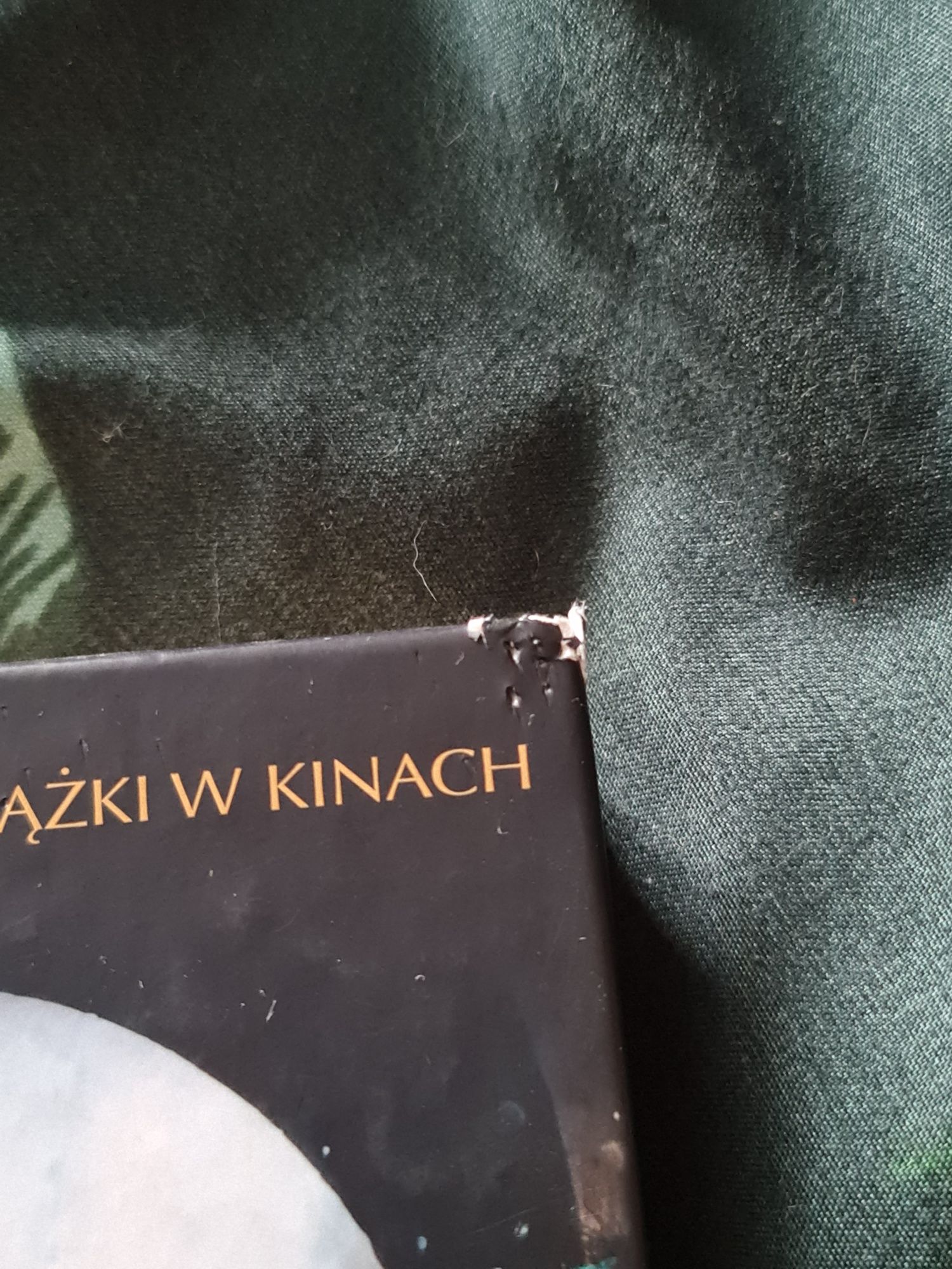 Książka "Hobbit" J.R.R. Tolkien + zakładka Thorin