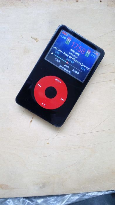 плеер IPOD коллекционный U2.
