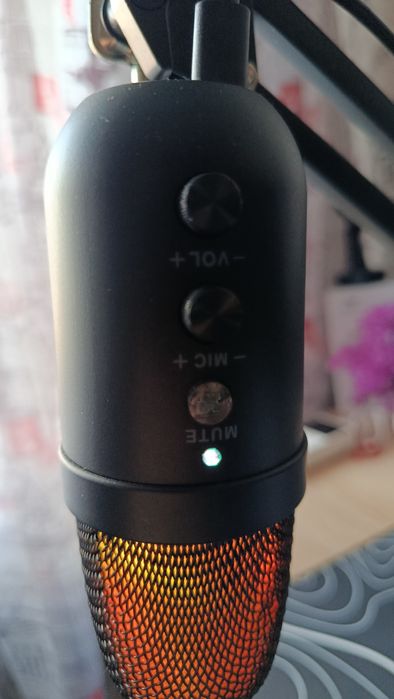 Продам мікрофон з пантографом