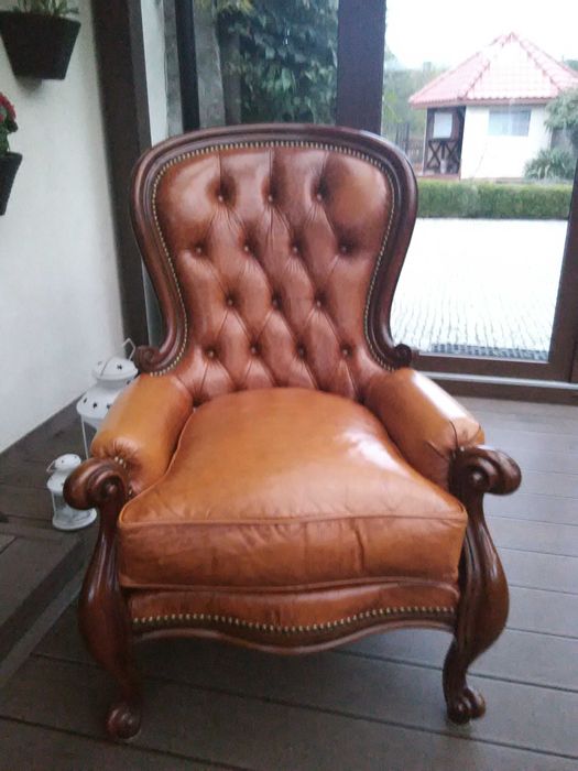 Fotel Ludwik Rzeźbiony Skóra Antyk