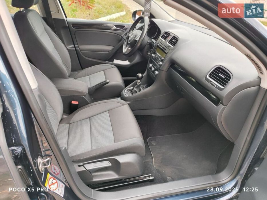 Volkswagen Golf хорошее состояние