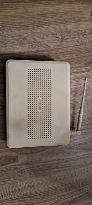 Router Asus WL-500gP V2