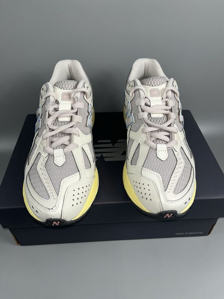 Кросівки New Balance 1906 42.5 розмір (по устілці 27 см)