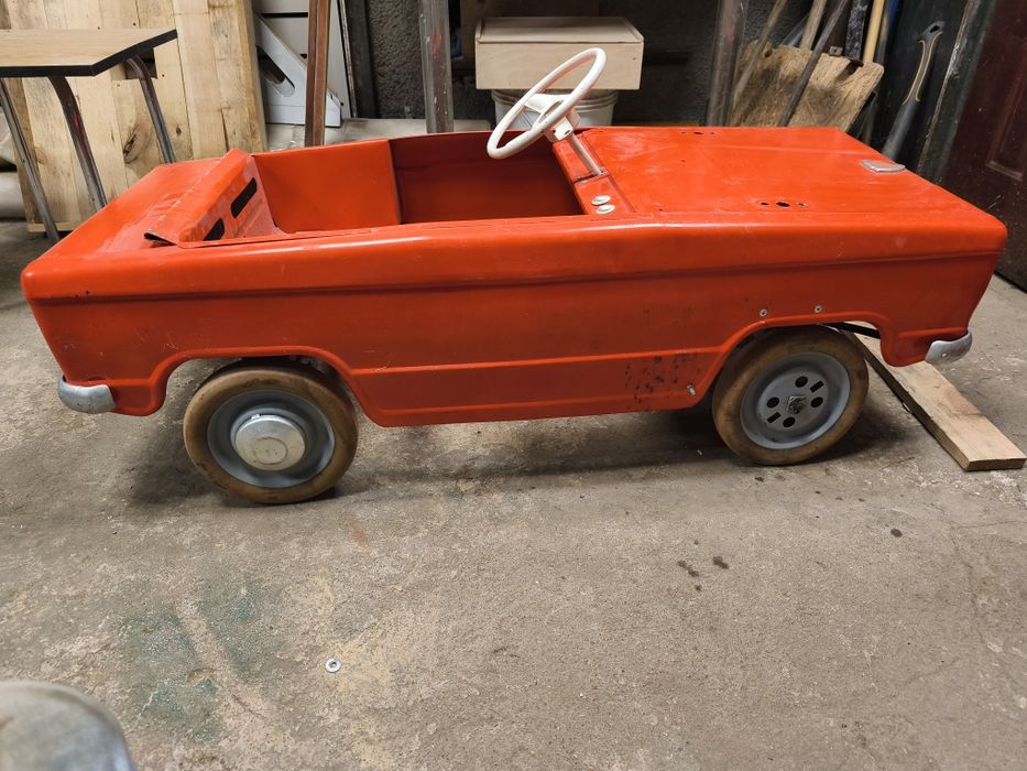 Azak Łada/ Moskwicz zabawka PRL