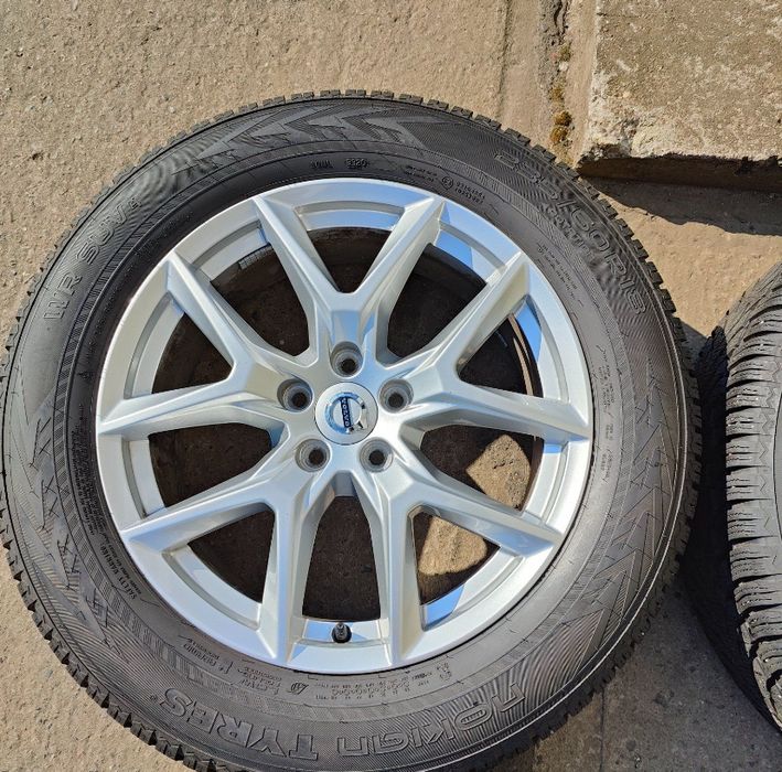 Koła18 felgi Volvo XC60 5x108 opony zimowe Nokian 4x 235/60R18