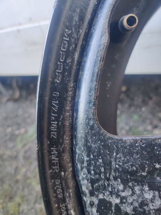 Jeep Renegade compass Felgi stalowe 16 oryginał MOPAR czujniki TPMS