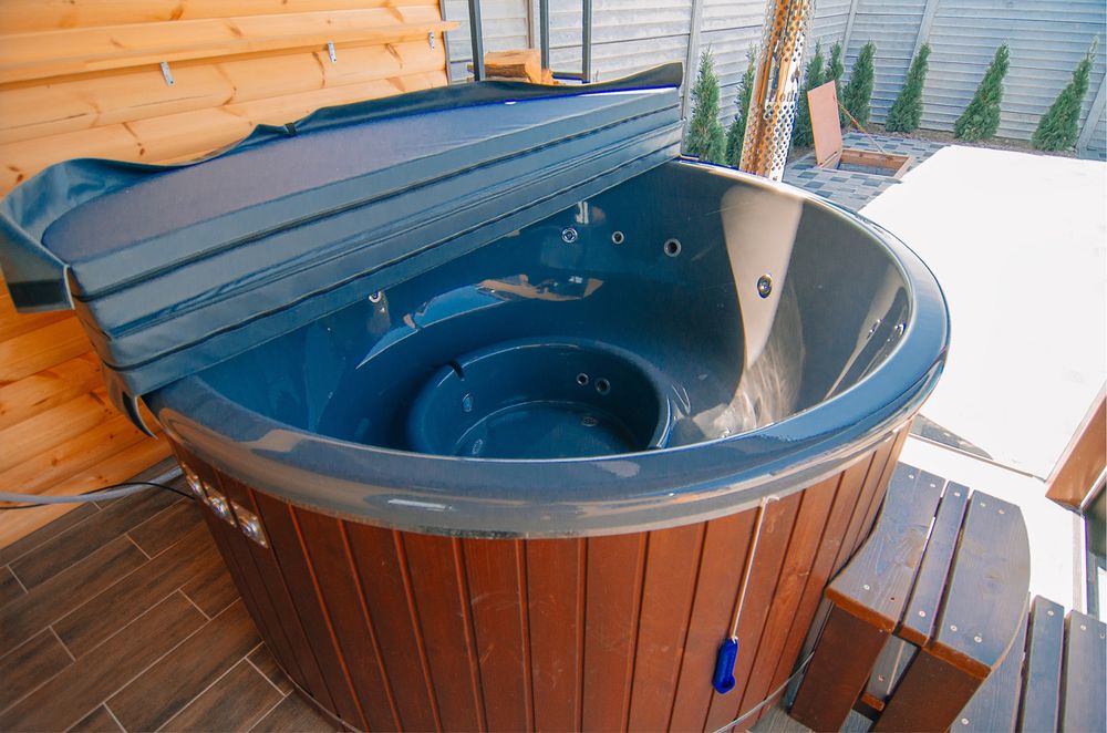 Аренда .Дом с бассейном (ПОДОГРЕВ ЕСТЬ)баня ,чан ,беседка .