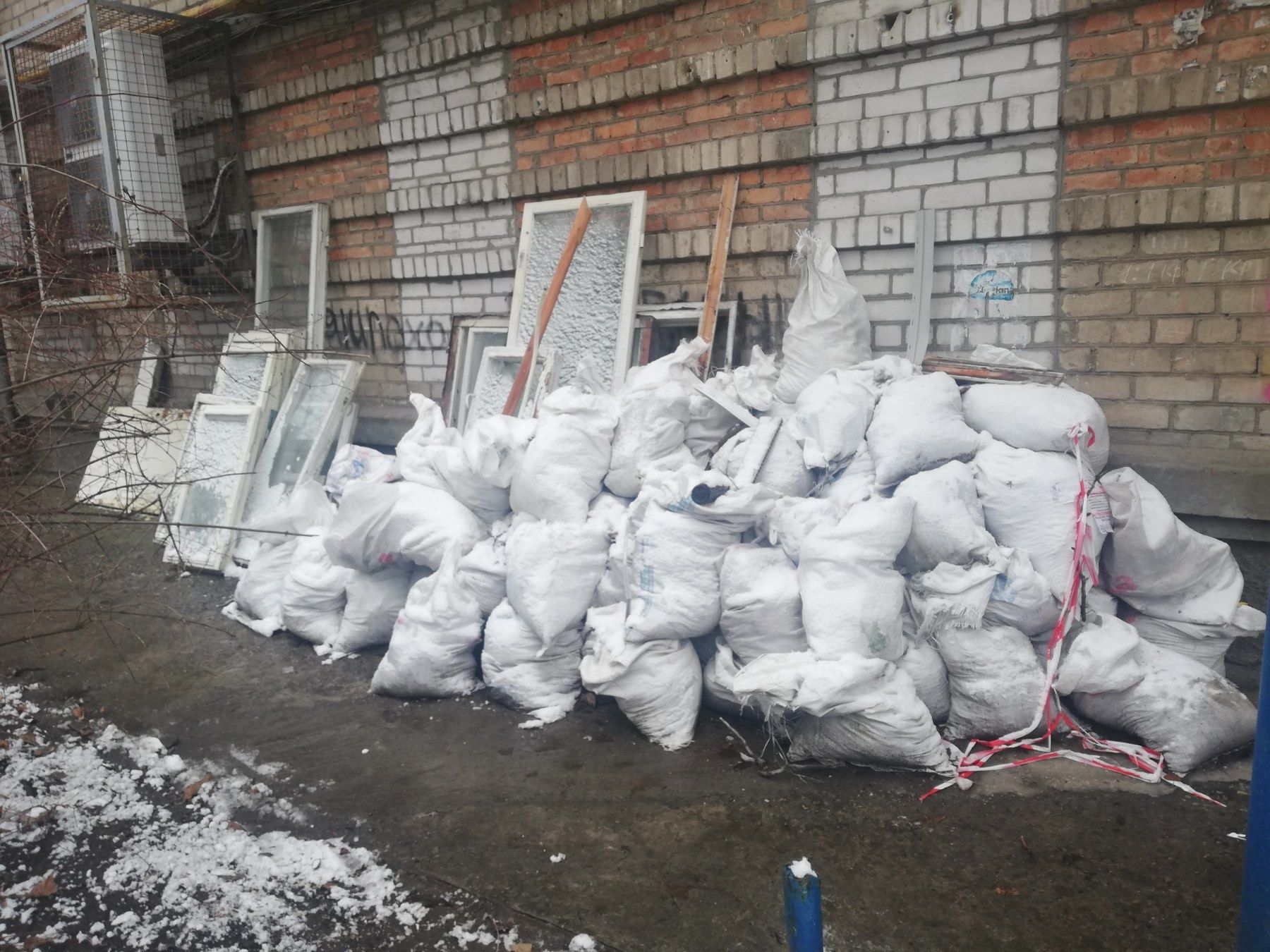 Вывоз строительного и бытового мусора. Вывоз старой мебели, вывоз хлам