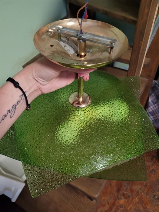 Люстра стельова зелена