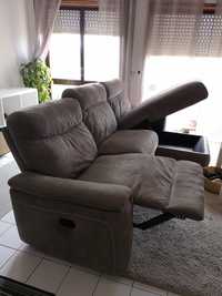 Sofá cinza com chaise longue