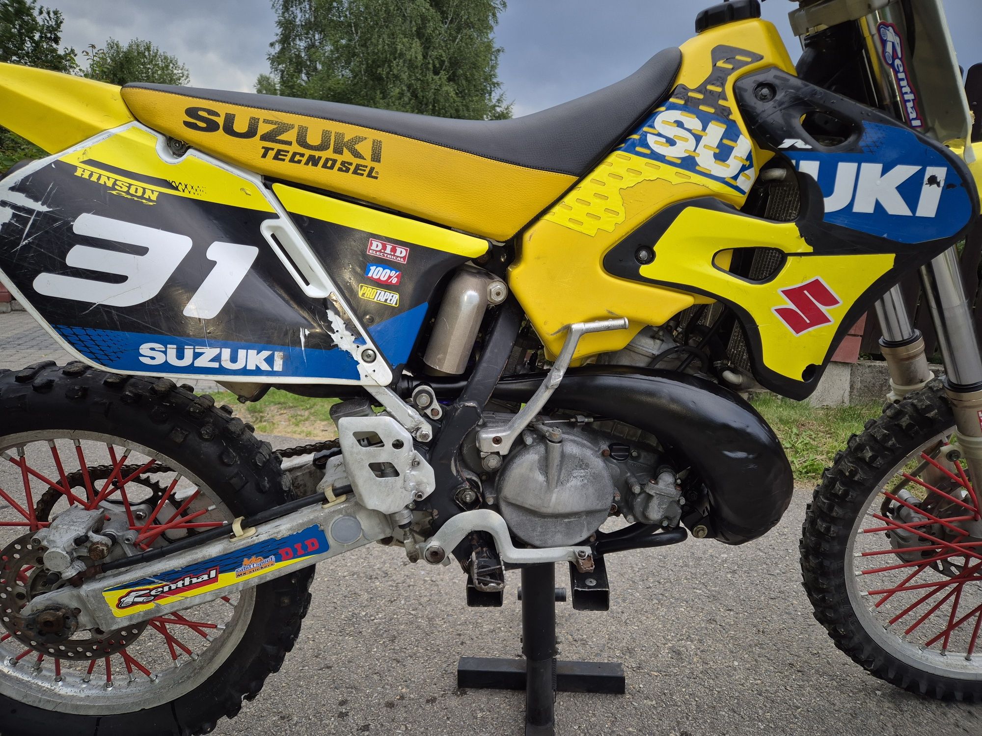 Suzuki rm 250 warta uwagi