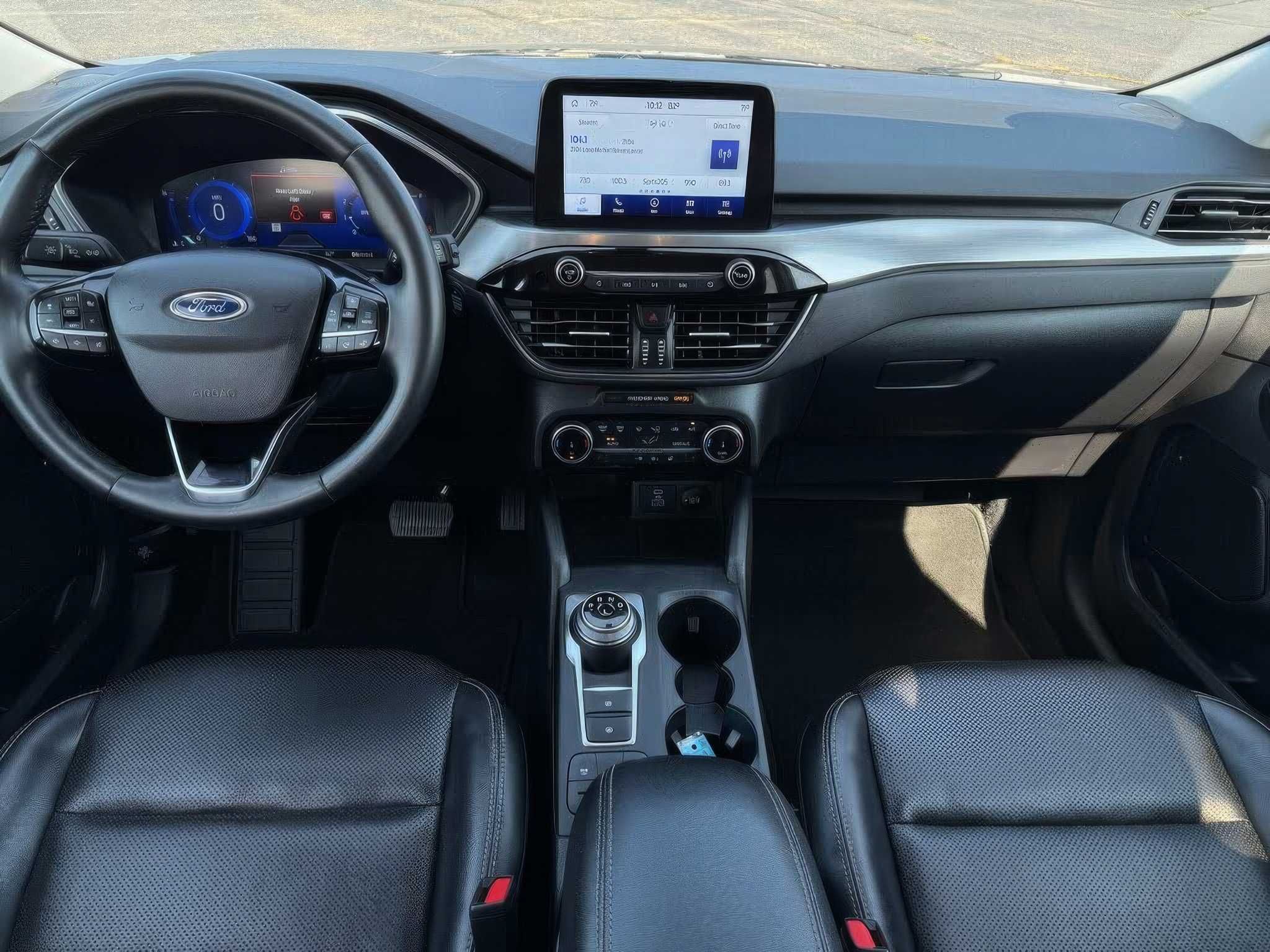 2022 Ford Escape Titanium