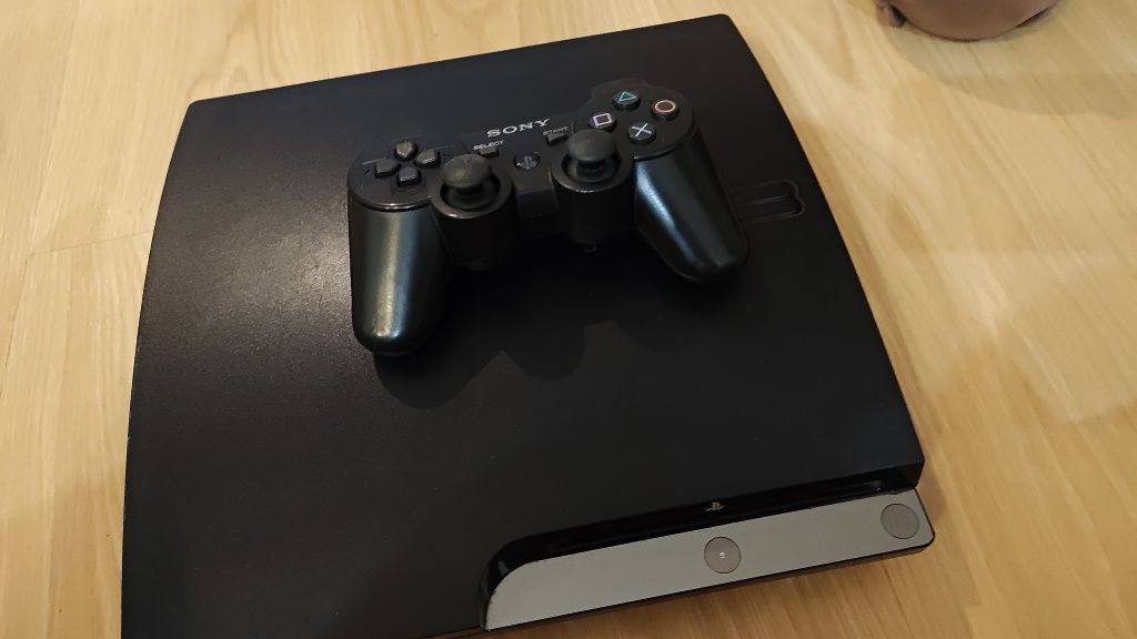 PlayStation 3 Slim 250gb pad okablowanie gwarancja ps3
