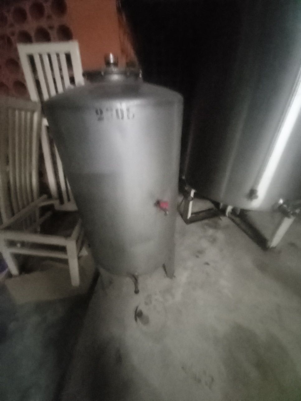 Cubas em inox para armazenamento