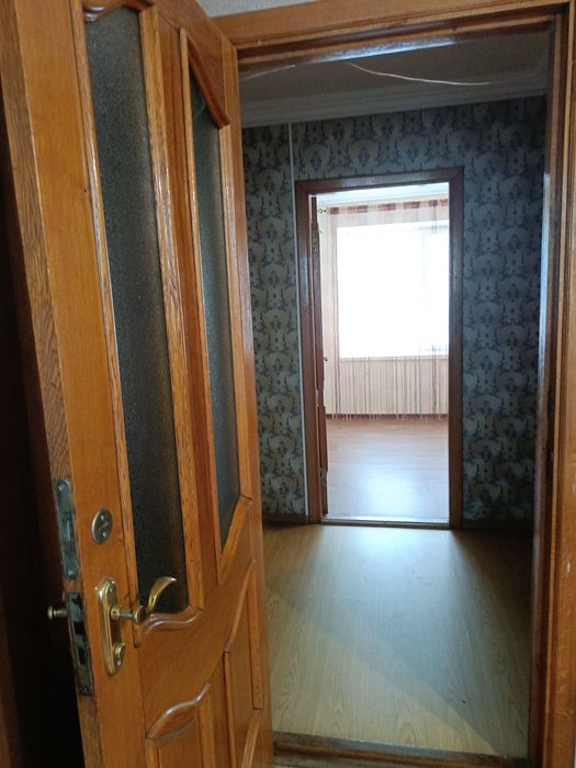 Продам 4 кімнатну квартиру, з автономним опаленням, велика кухня,Тинда