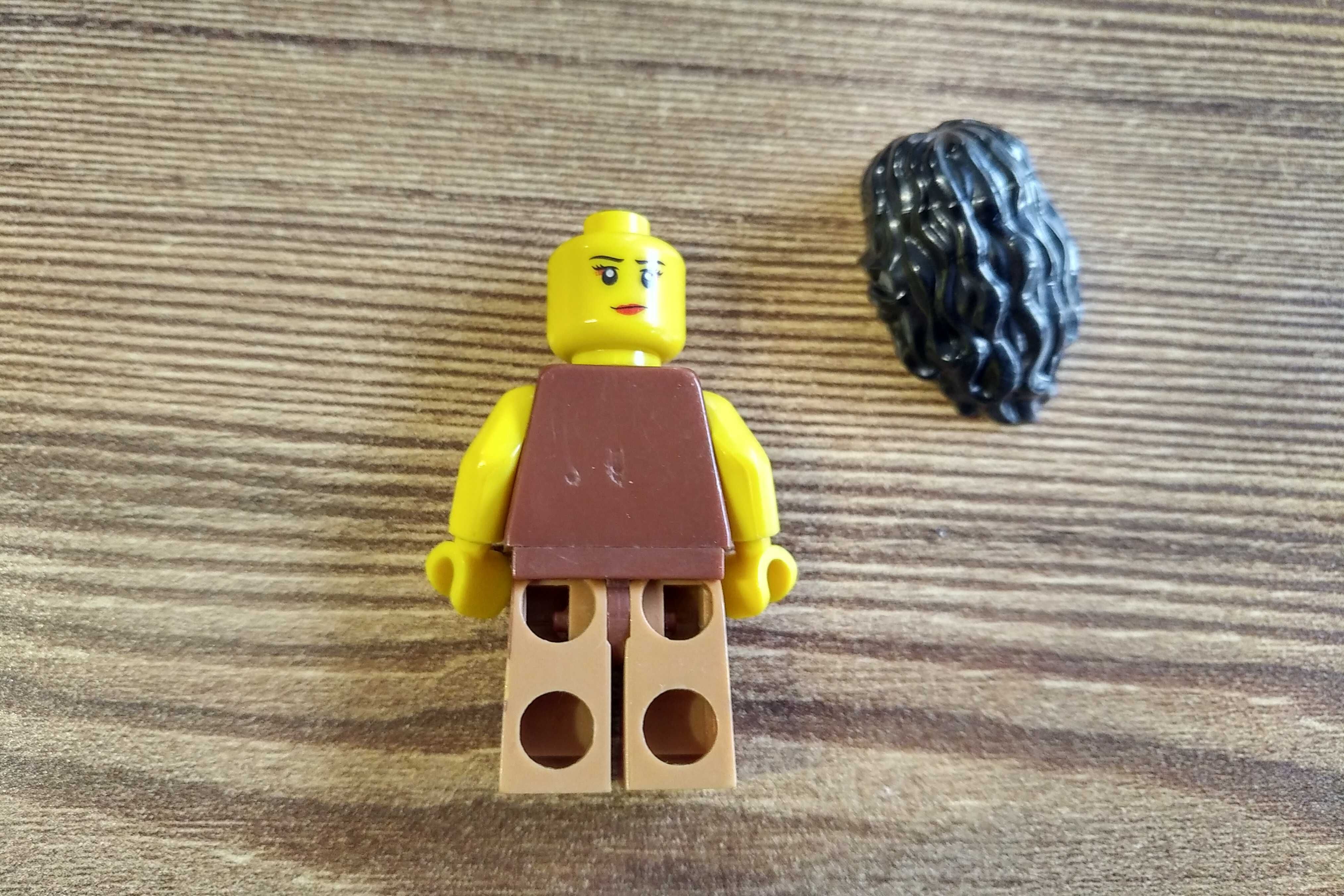 Lego 71001 figurka CMF  col148 Warrior Woman Wojowniczka