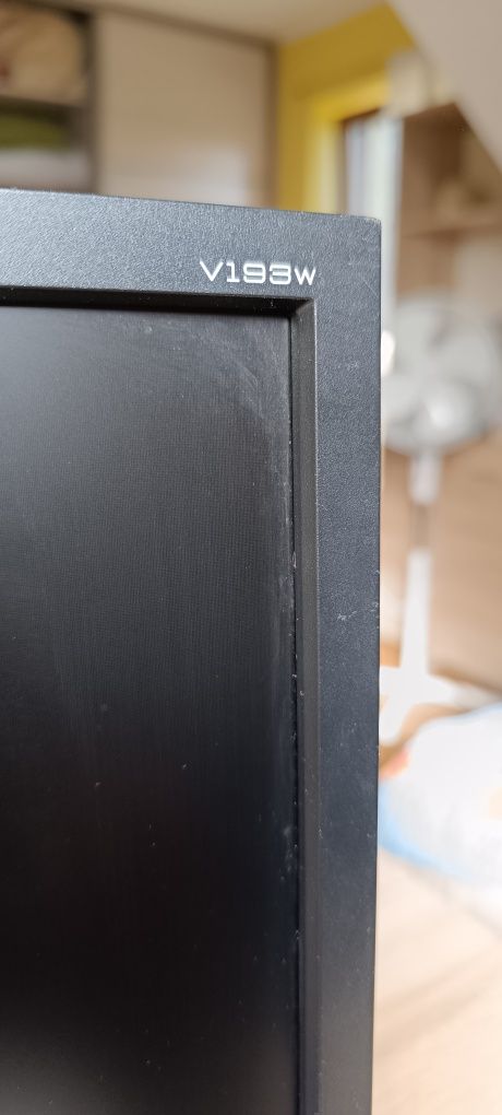 Monitor 19 cali Acer v193w
