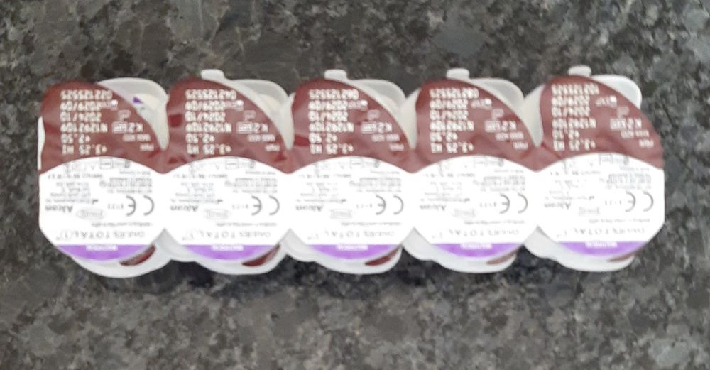 Total 1 Dailies Multifocal soczewki jednodniowe