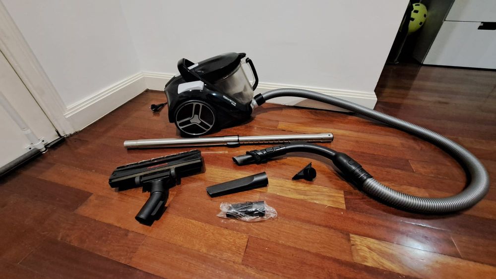 Aspirador Rowenta compact power XXL