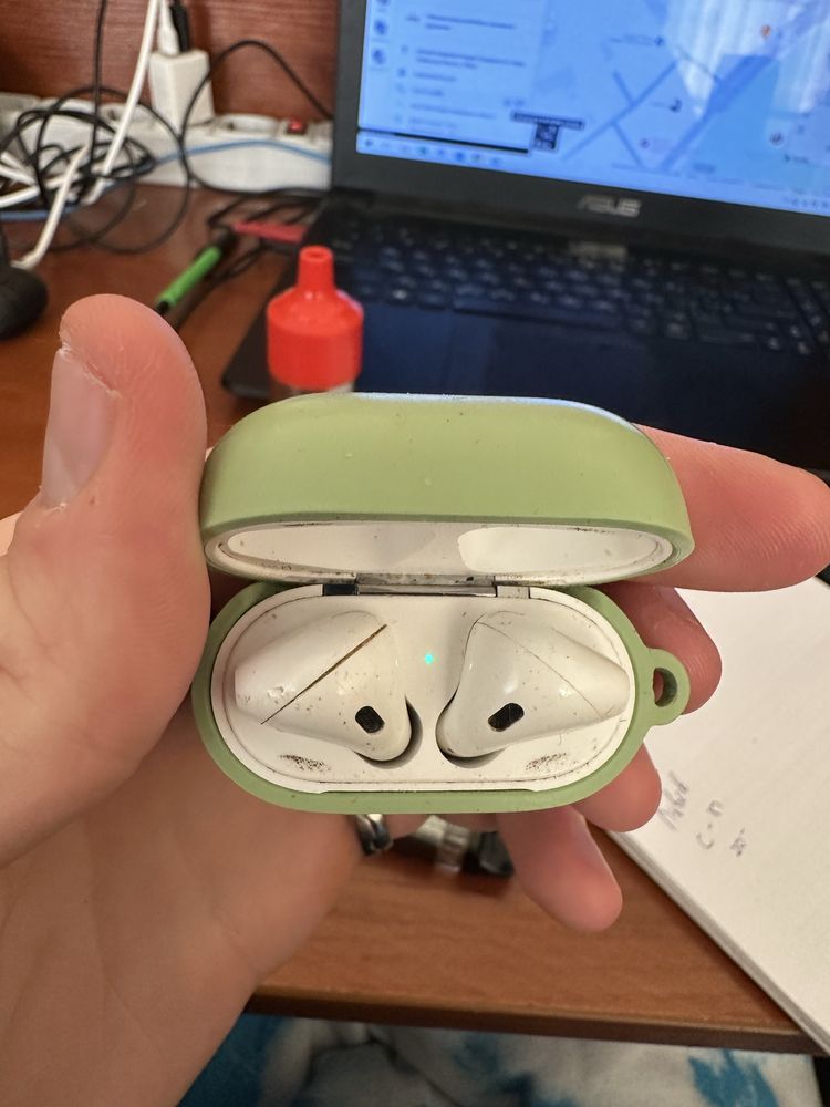 Airpods 1( без безпроводной зарядки )