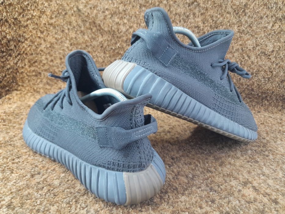 Кросівки оригінал Adidas Yeezy Boost 42 розмір.