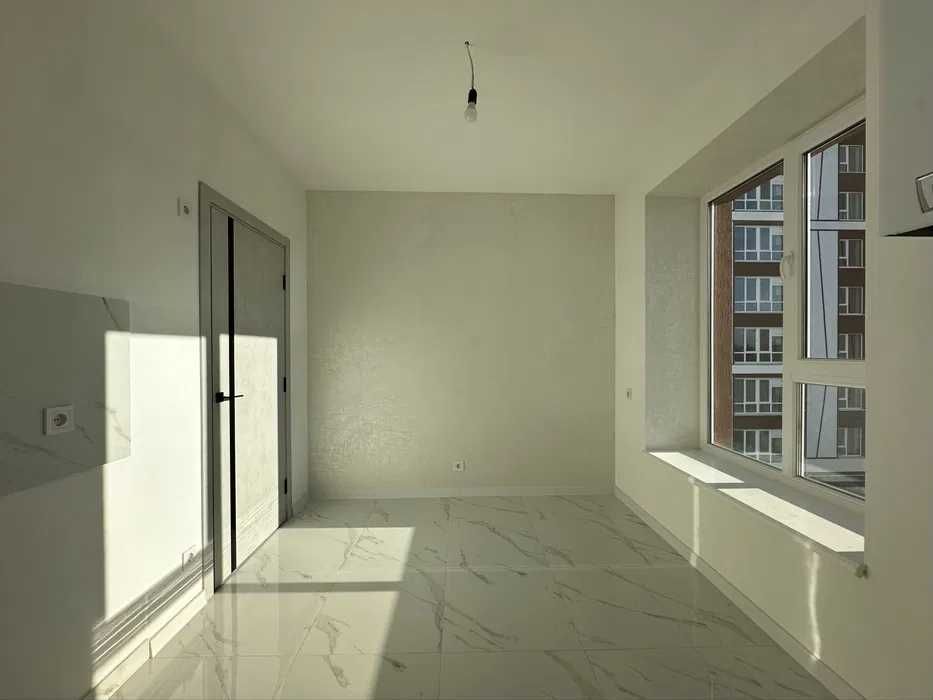 Новий Ремонт 1-кімн 3й пов., 40 кв.м. р-н Коновальця 7хв. ЦЕНТР_48999$