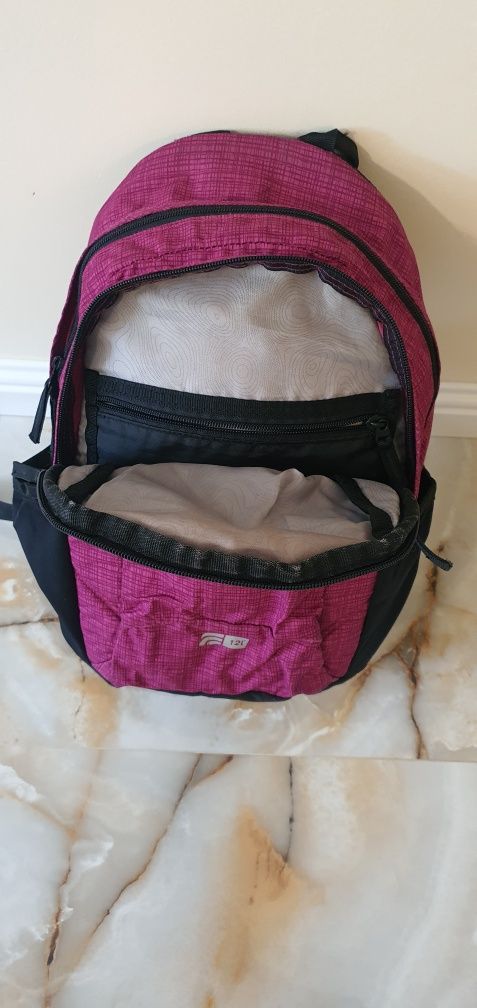 Mały plecak Everest. 12 l