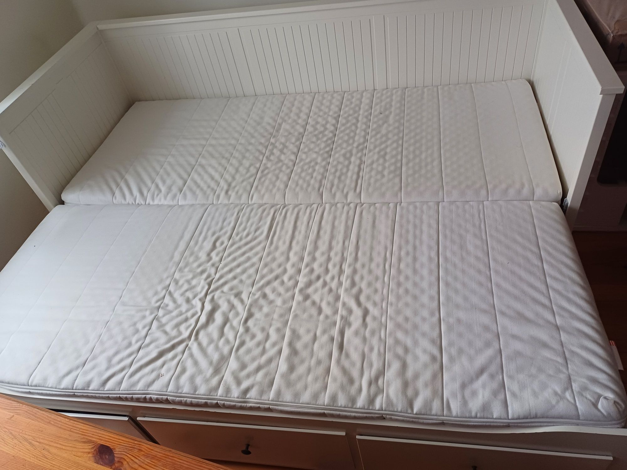 Łóżko Ikea Hemnes