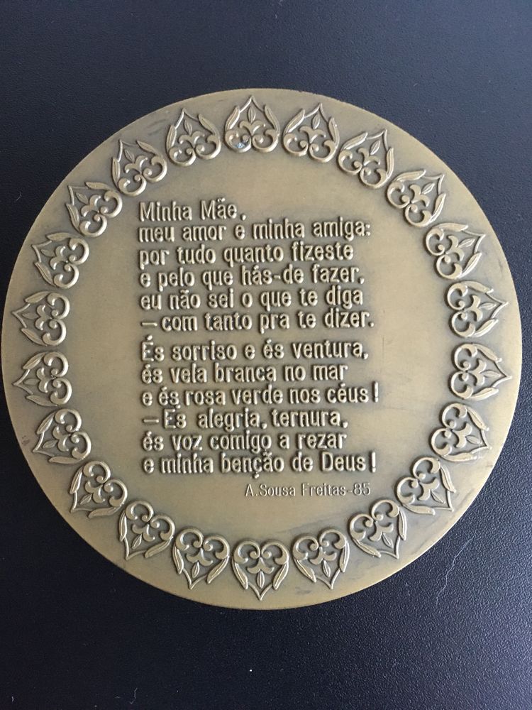 Medalhão comemorativo Dia da Mãe