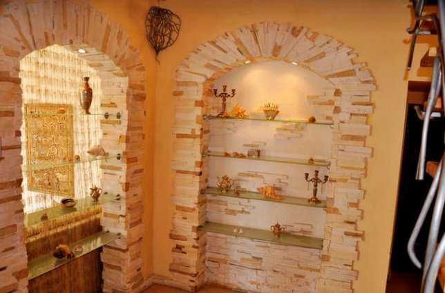 Котедж 350 кв.м подобова оренда  з басейном до 30 осіб