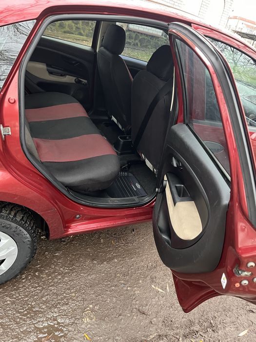 Fiat Linea 2009 р. • 1.4 бензин • Механіка