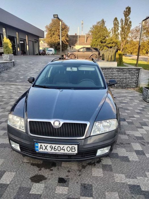 продати автомобіль