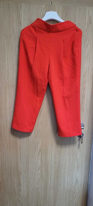 Eleganckie spodnie 7/8. Spodnie na kant Zara rozmiar S