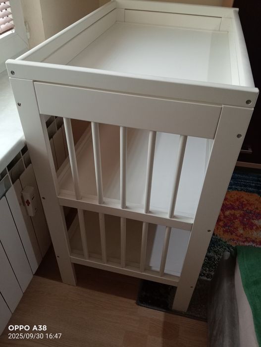 Przewijak biały Ikea z półkami